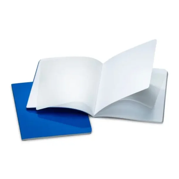 �veh�fte 21 x 16 cm<br />blanke sider m/melleml�gspapir, bl�