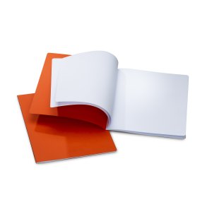 Periodehfte hjformat<br />32 x 38 cm, hftet<br />u/ mellemlgspapir